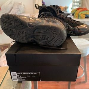 Nike Foamposites. Grey Metallic.